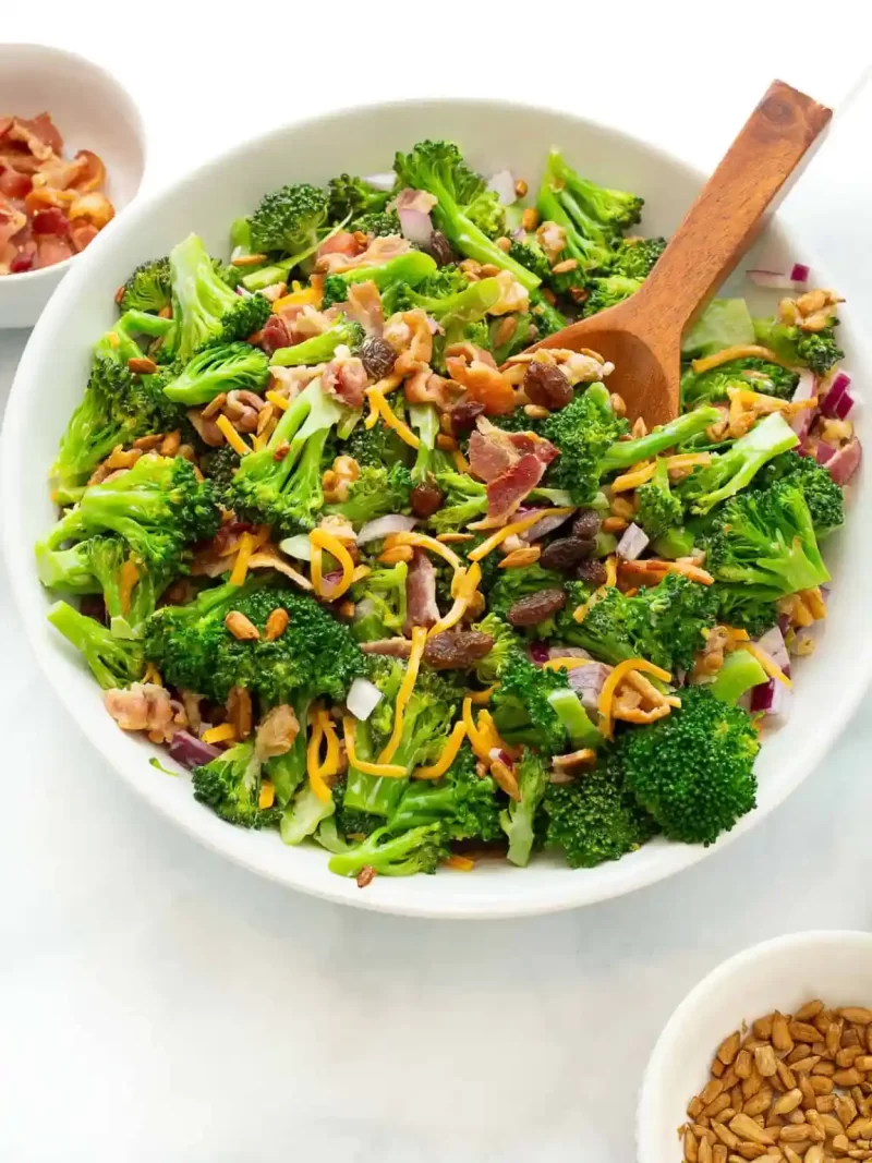 Easy and Tasty Side Dishes To Serve With Pork Chops