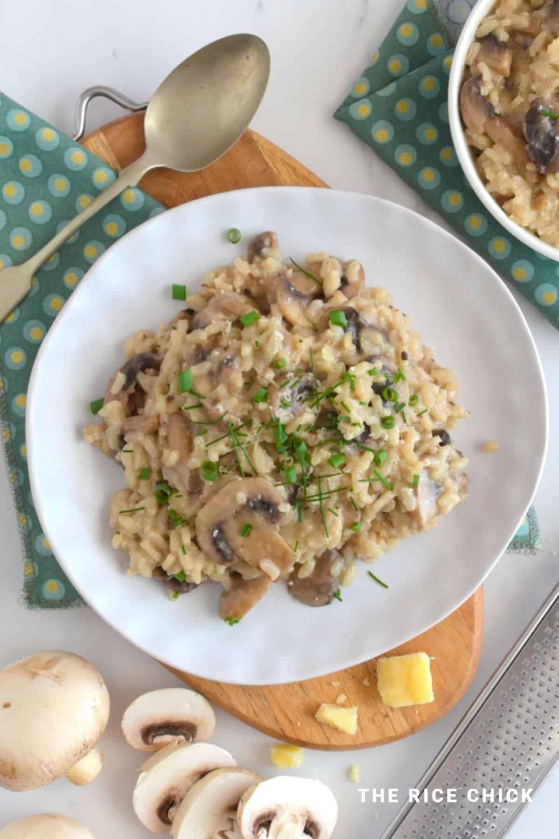 Easy and Tasty Side Dishes To Serve With Pork Chops