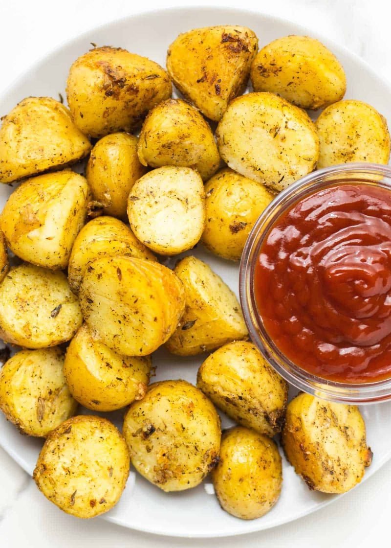 Easy and Tasty Side Dishes To Serve With Pork Chops