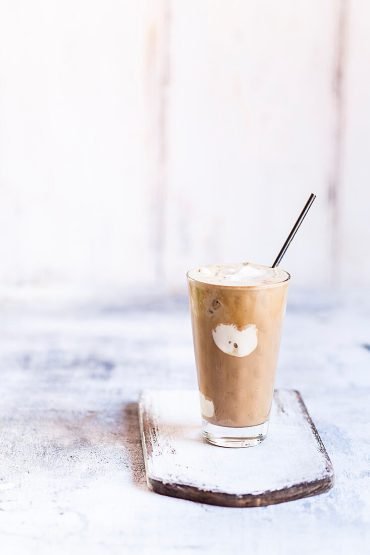 Vanilla Sweet Cream Cold Brew [ Starbucks Copycat]