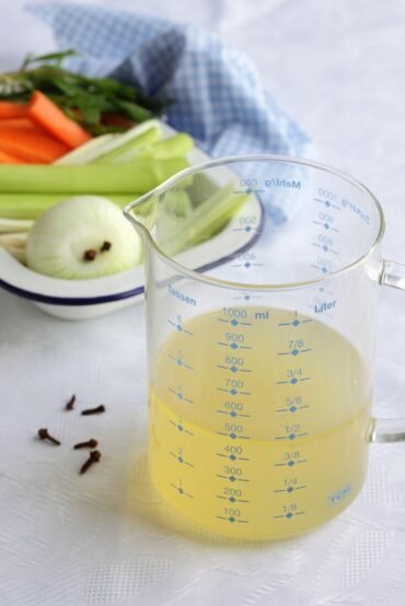 How To Make Chicken Broth