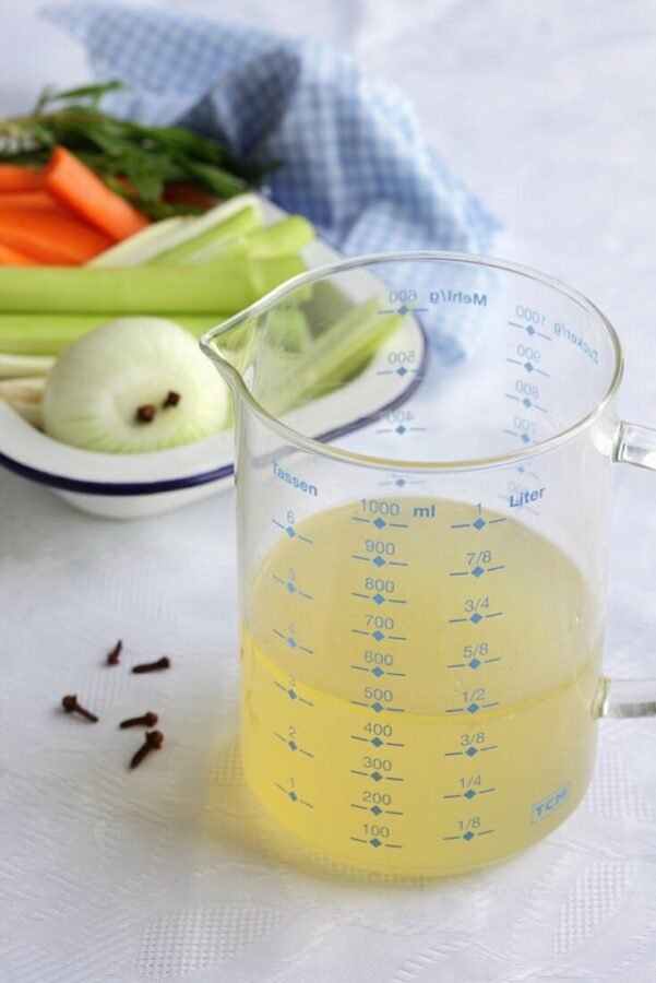 How To Make Chicken Broth